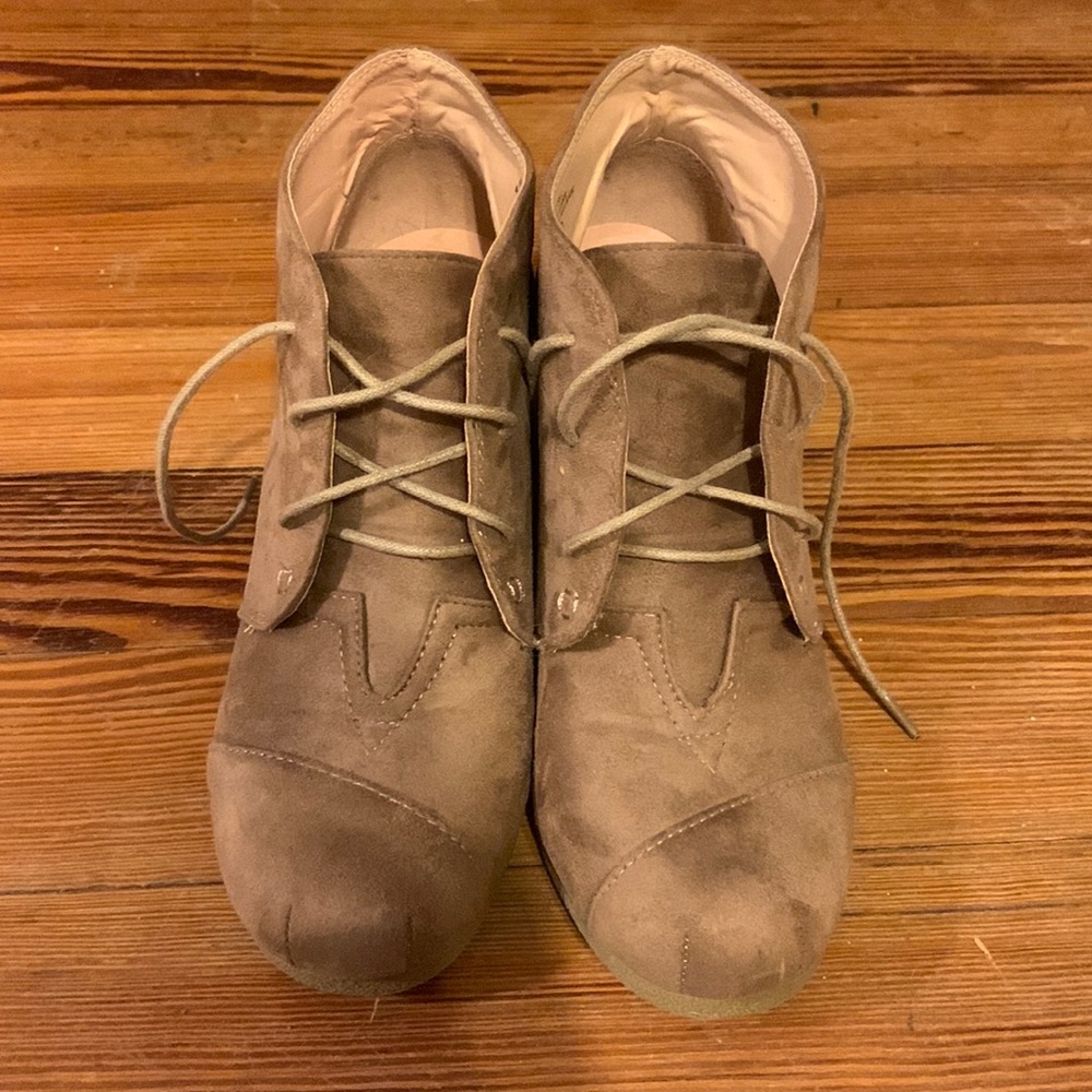Chase + Chloe Lace-up Wedges